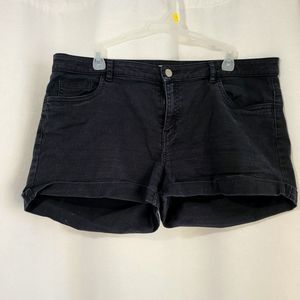 3/$12 or 5/$17⭐️Black Denim Shorts